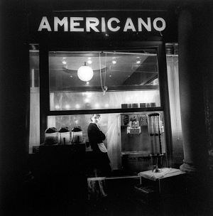 Moreno Gentili, Lavoro notturno (A Robert Frank) da Rivedute veneziane, 1993. � Moreno Gentili.