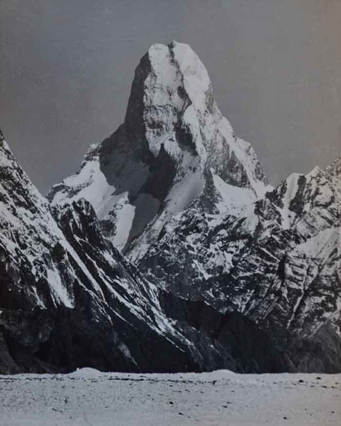 Dalla mostra Cattedrali di ghiaccio. Vittorio Sella, Himalaya 1909.  Vittorio Sella
